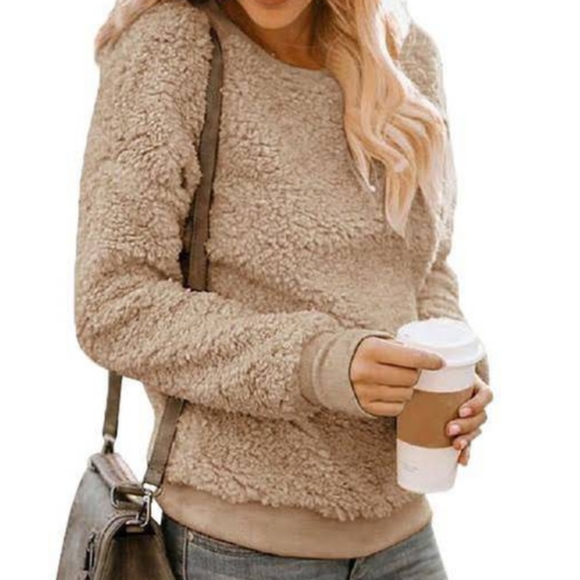 Leo Rosi Sweaters - NWT Woman's Leo Rosi Fitted Sherpa Sweatshirt